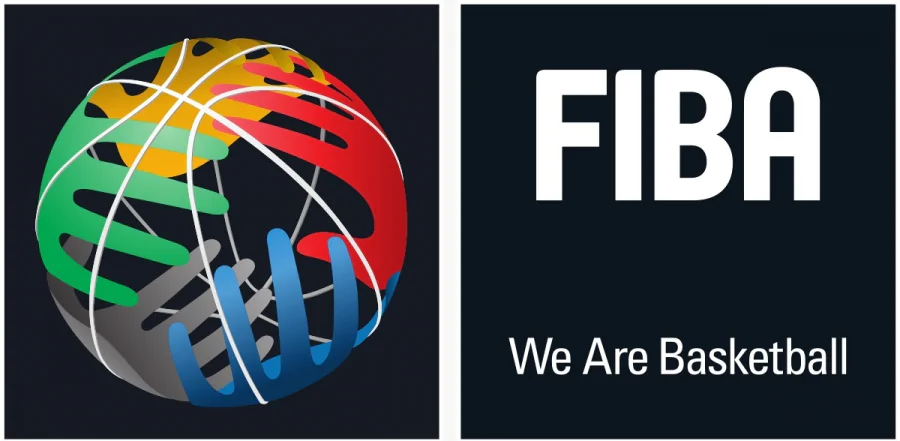 Вирішили всидіти на двох стільцях. FIBA відсторонила представників росії та білорусі від змагань, але наймає росіян на роботу