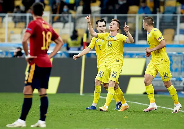 Резервным составом наказали Испанию во главе со звездным Рамосом. Лучший матч сборной Украины в 2020-м году
