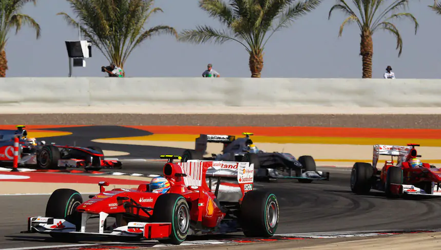 Власти Бахрейна предложили вакцинацию сотрудникам Формулы-1
