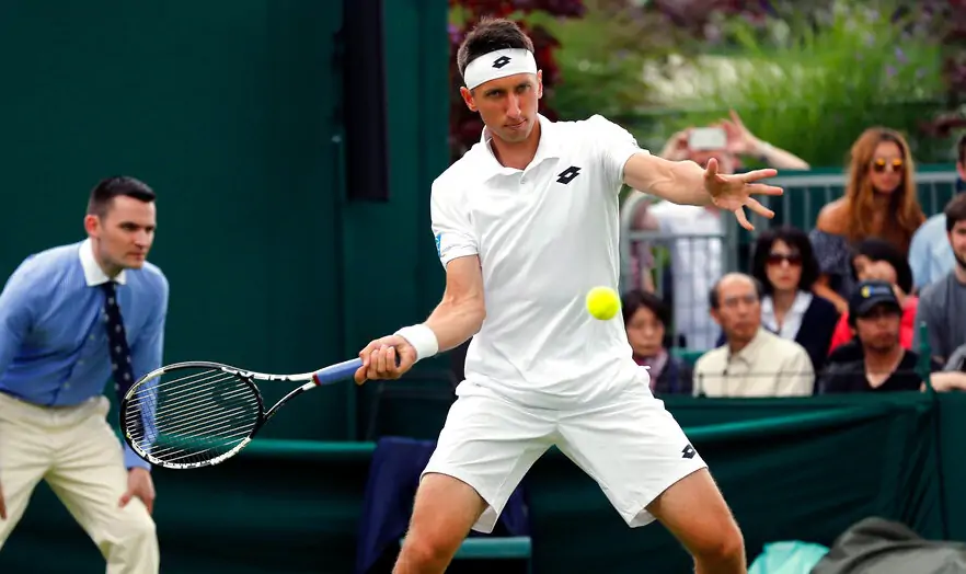 Стаховский потерпел поражение во втором круге квалификации Wimbledon