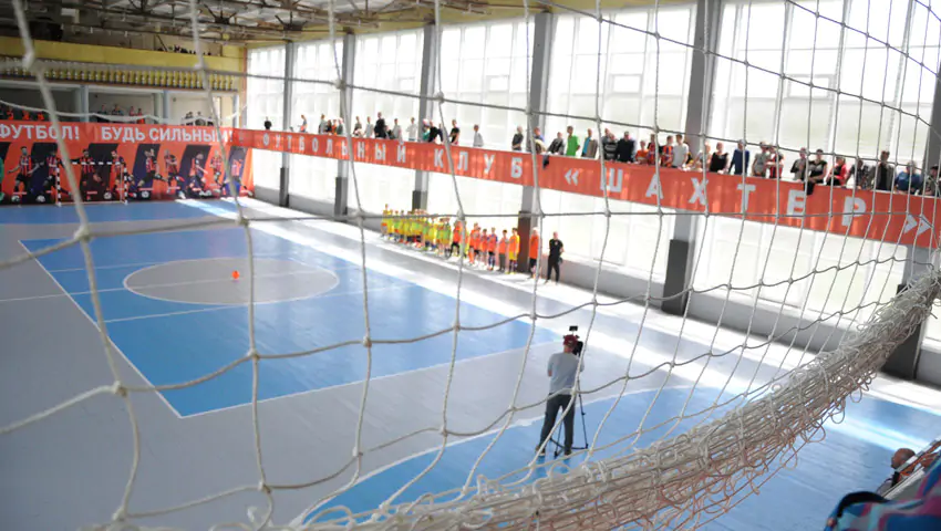 «Шахтер» восстановил спортзал в Красногоровке