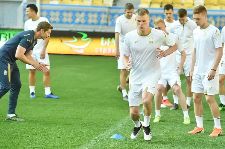 Защитники сборной Украины оттачивают навыки перед матчем с Люксембургом