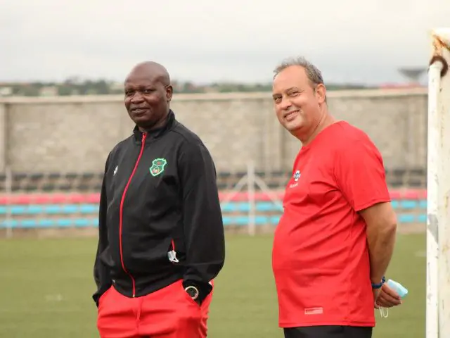 «С нами обращаются как с людьми второго сорта». Главный тренер сборной Малави – об организации Кубка Африки