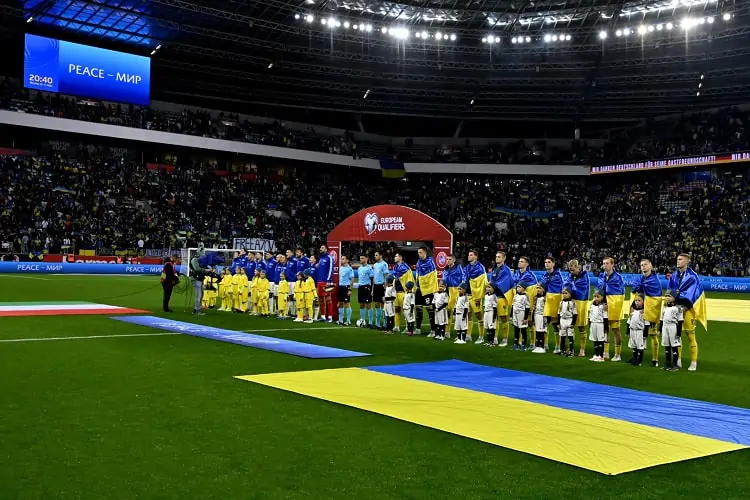 Экс-форвард сборной Украины уничтожил арбитра матча с Италией