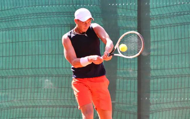 Украинский теннисист драматично проиграл на «челленджере» в Италии
