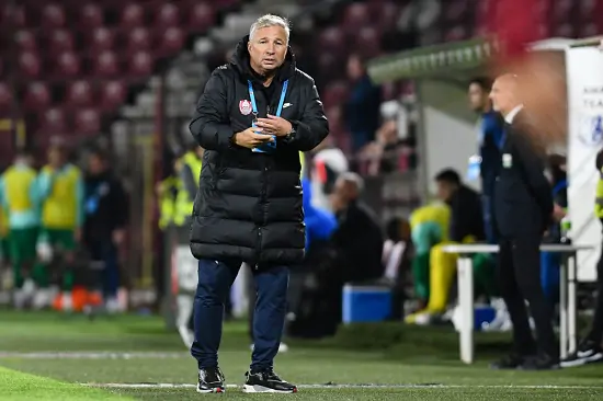 Румунський тренер: «Бачу для нас як мінімум нічию в першому матчі проти України»