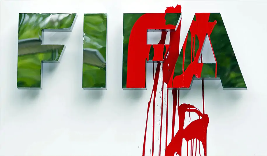 путин потирает руки. FIFA официально допустила сборные россии к соревнованиям