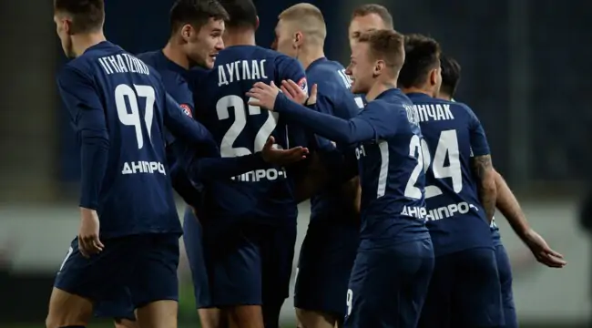 «Днепр-1» покинут 5 футболистов, вместо них будут подписаны бывшие игроки «Днепра»
