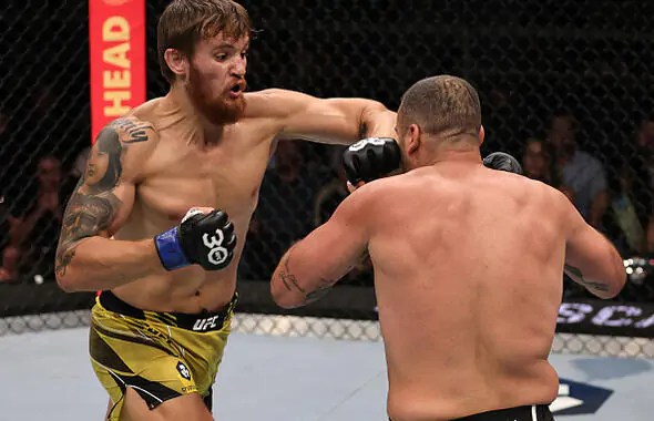 Потеря не зміг здобути перемогу на турнірі UFC 307