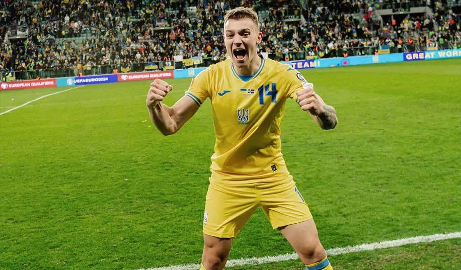 Хавбек сборной Украины эмоционально отреагировал на камбэк в игре со Словакией