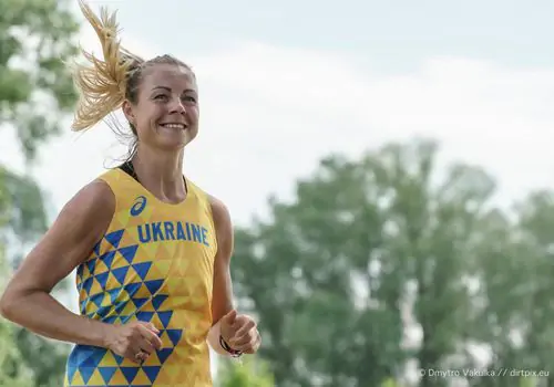 Украинская легкоатлетка получила медаль ЧЕ-2018 после отстранения соотечественницы