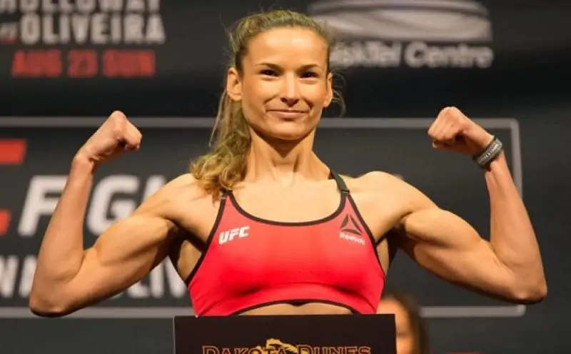 Украинка Мороз подтвердила имя своей следующей соперницы в UFC