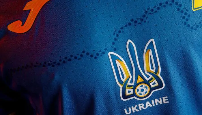 Украина сыграет с Нидерландами в синей форме