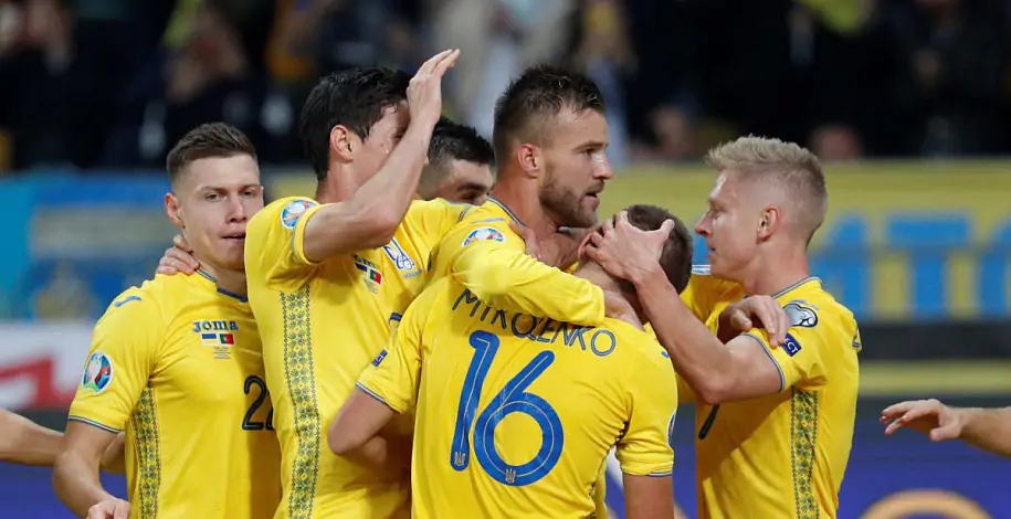Благодаря победе над Испанией сборная Украины поднялась на одну строчку в рейтинге FIFA
