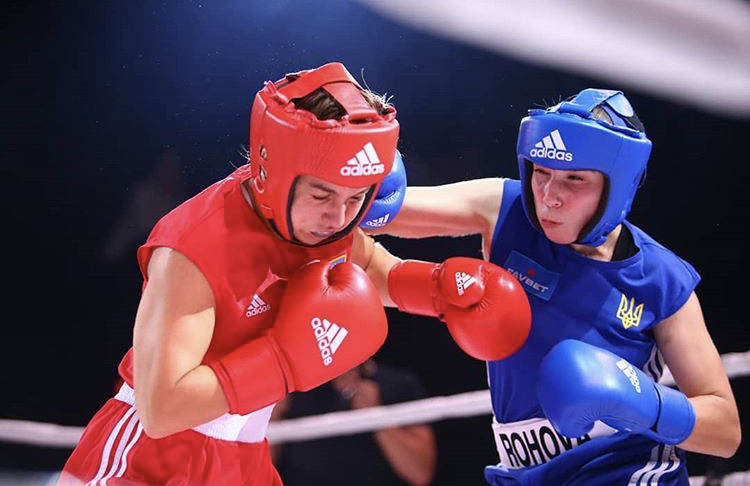 «Украинские Львицы» добыли очередную победу в Лиге женского бокса