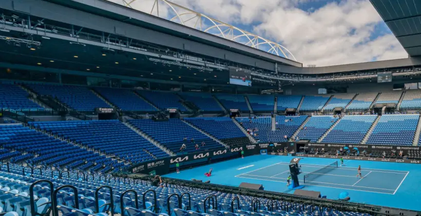 Полуфиналы и финалы Australian Open пройдут в присутствии болельщиков