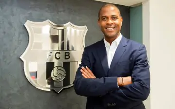 Клюйверт стал директором академии «Барселоны»