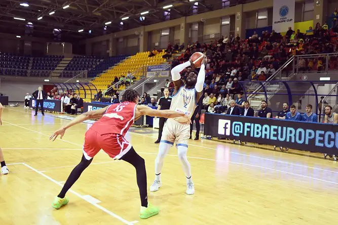 «Будивельник» – первый за 7 лет украинский клуб, победивший в плей-офф Кубка Европы FIBA