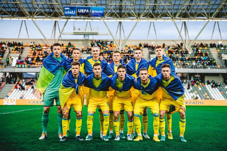 Хет-трик Сікана допоміг молодіжній збірній України розгромити Словаччину і вийти на Євро-2023
