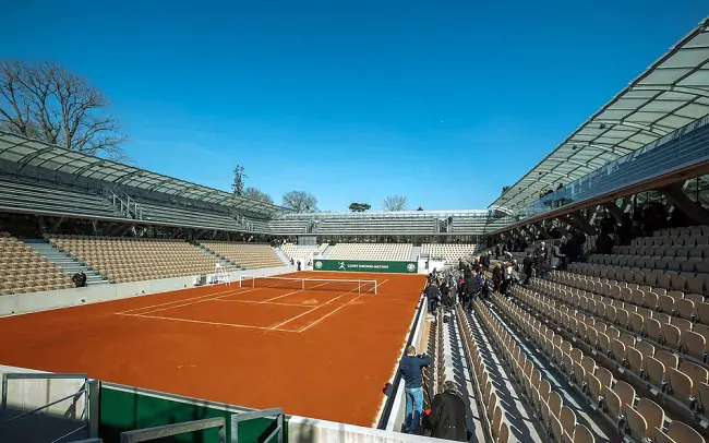 Поліція підірвала машину біля одного з кортів Roland Garros