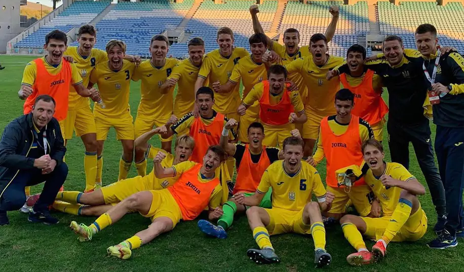 Збірна України U-17 сенсаційно здолала Португалію і виграла відбіркову групу на Євро