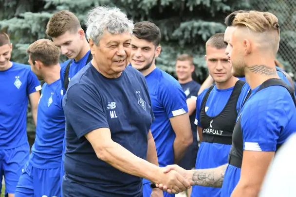 Луческу познакомился с подопечными и провел первую тренировку в качестве наставника «Динамо»