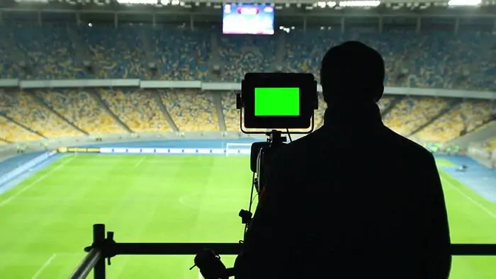 Зеленский подписал закон о передаче телеправ клубам