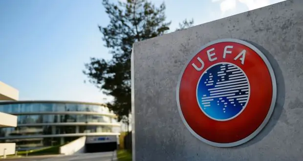 В UEFA отказались комментировать возможное отстранение России от ЧМ-2022
