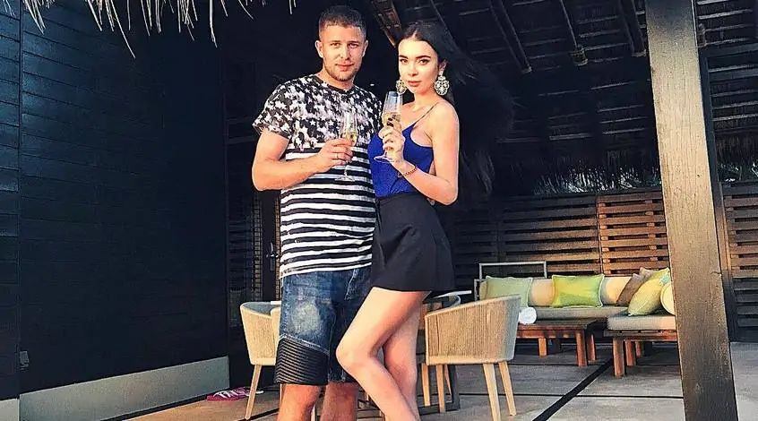 Умопомрачительное фото жены игрока сборной Украины в белье
