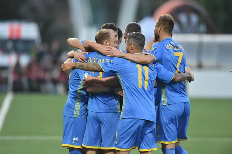 Сборная Украины впервые в истории набрала 13 очков из 15 возможных в отборе на Евро
