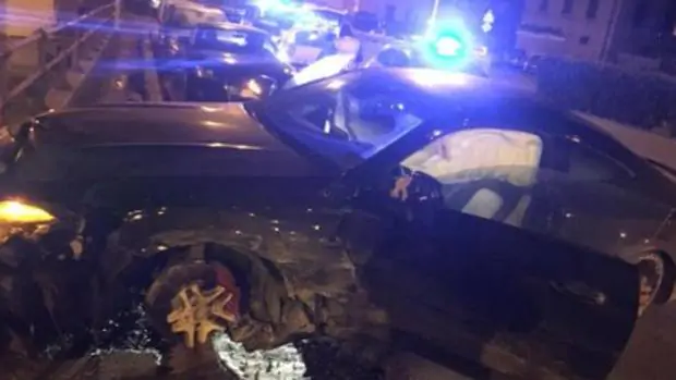 Форвард «Сампдории» пьяным пытался скрыться от полиции и врезался в другую машину