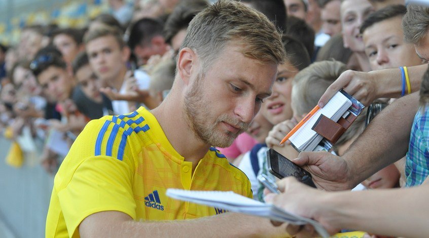 Безус: «Двери в сборную Украины открыты в любом возрасте»