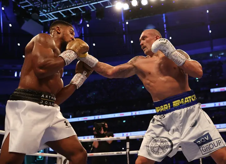В Matchroom Boxing рассказали, когда решится судьба реванша Усик – Джошуа