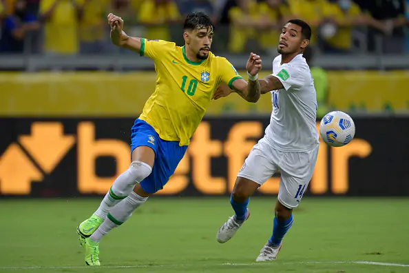 Бразилия разгромила Парагвай в отборе на ЧМ-2022