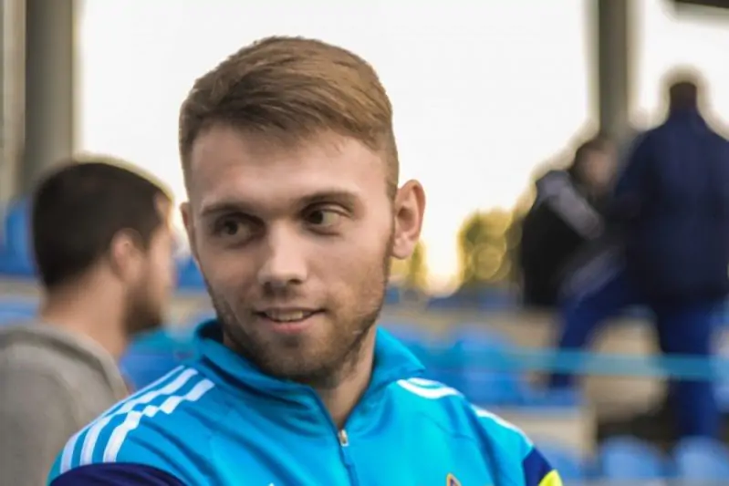 Экс-тренер сборной Украины: «Караваев сильнее Кендзеры» 