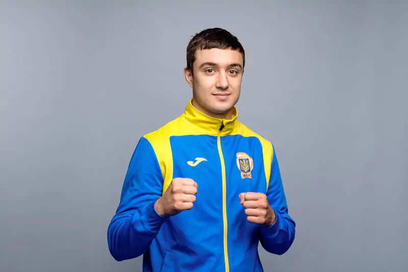 «Каждый раз приходится переключаться». Чемпион Украины рассказал о спаррингах с Беринчиком