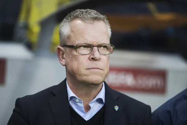 Сборная Швеции продлила контракт с главным тренером