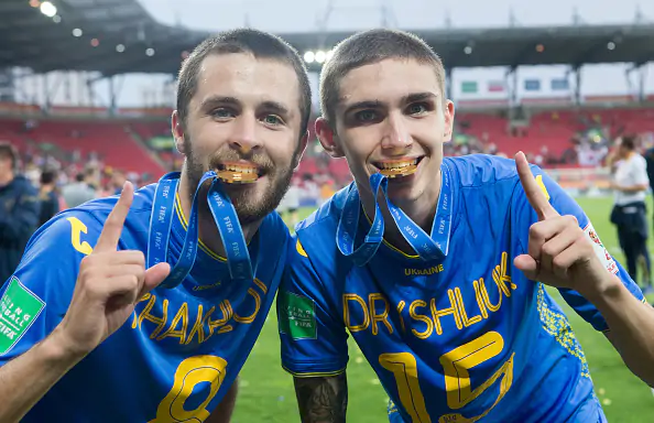 Полузащитник сборной Украины U-20 – Дрышлюку: «Твой папа сделал все, чтобы мы могли праздновать победу на ЧМ»