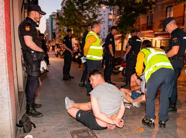 В Мадриде произошли столкновения полиции с болельщиками «Тоттенхэма»
