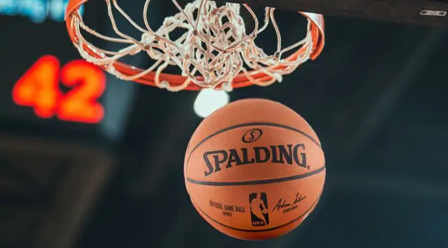 НБА отдаст первые 8 пиков лотереи драфта клубам, которые не доиграют сезон