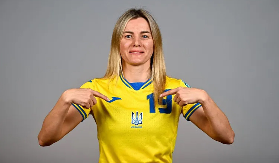 Представительница сборной Украины стала первой, кто сыграл в финальных частях футбольного и футзального Евро