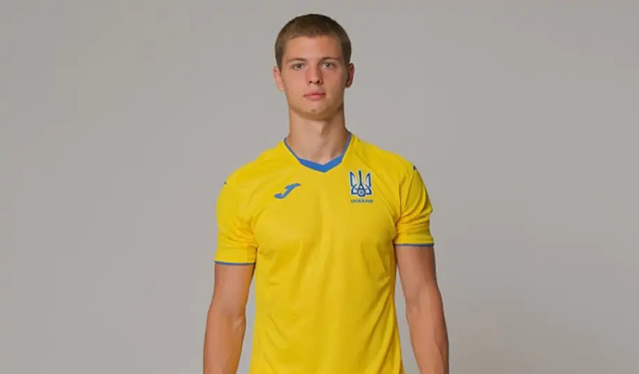 Защитник сборной Украины: «Петраков по голове погладит и по шапке даст. Это нормально»