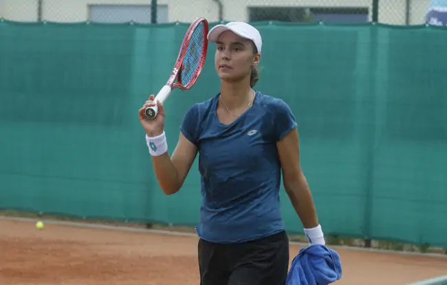 Калинина вылетела на старте квалификации турнира в Беллинцоне