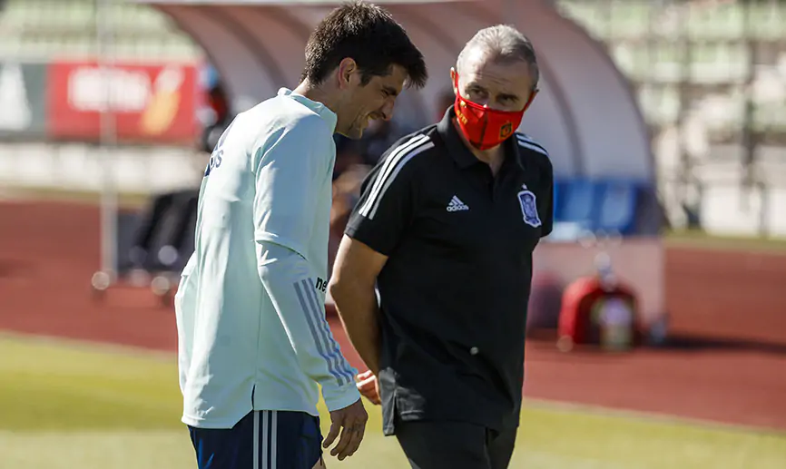 Льоренте и Морено не помогут Испании в матче с Украиной