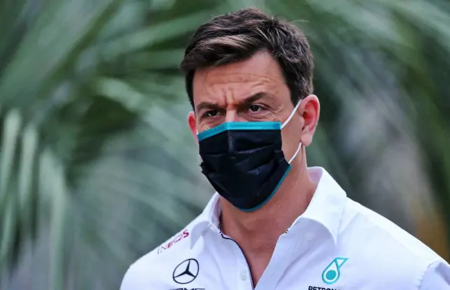 Вольфф пообещал, что в Бахрейне Mercedes представит интересную «новинку»