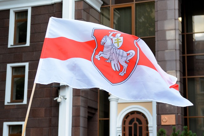 Власти Беларуси вышлют посла Латвии из-за ситуации с флагом на чемпионате мира