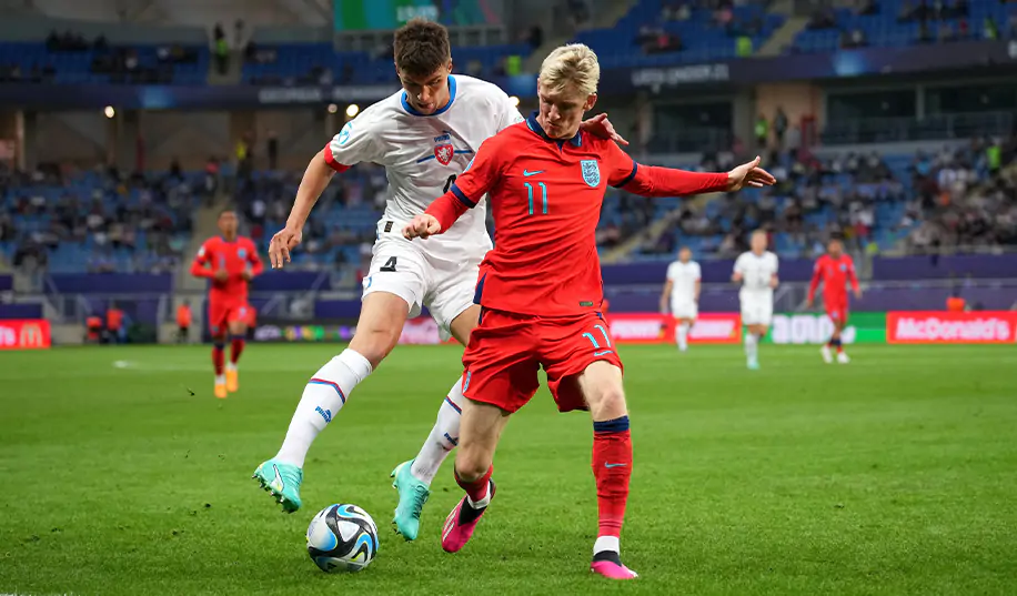Евро-2023 U-21: Англия и Швейцария возглавили свои группы