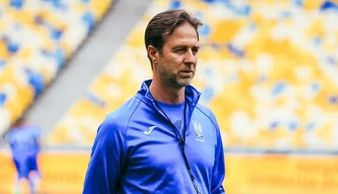 Бывший тренер сборной Украины отреагировал на слухи о возвращении в штаб сине-желтых