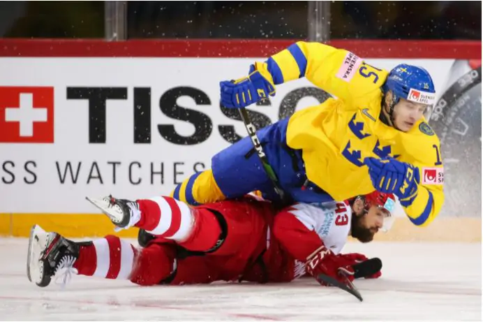 Швеция сенсационно уступила Дании в первом матче на ЧМ-2021