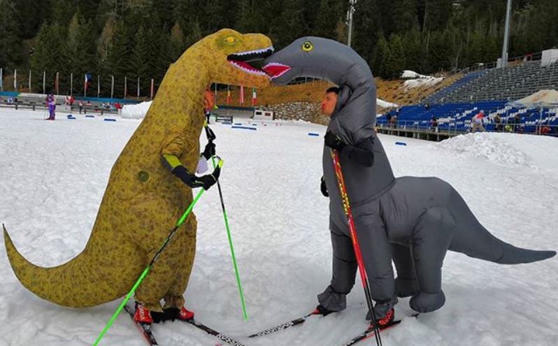 Виндиш сошел с ума после золота чемпионата мира и начал тренироваться в костюме динозавра
